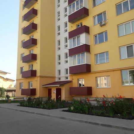 Apartments Koryatovichi Street Kamjanez-Podilskyj Exterior foto
