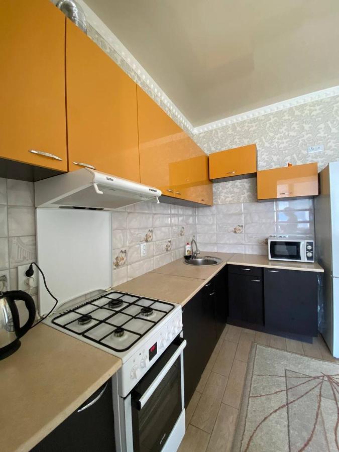 Apartments Koryatovichi Street Kamjanez-Podilskyj Exterior foto